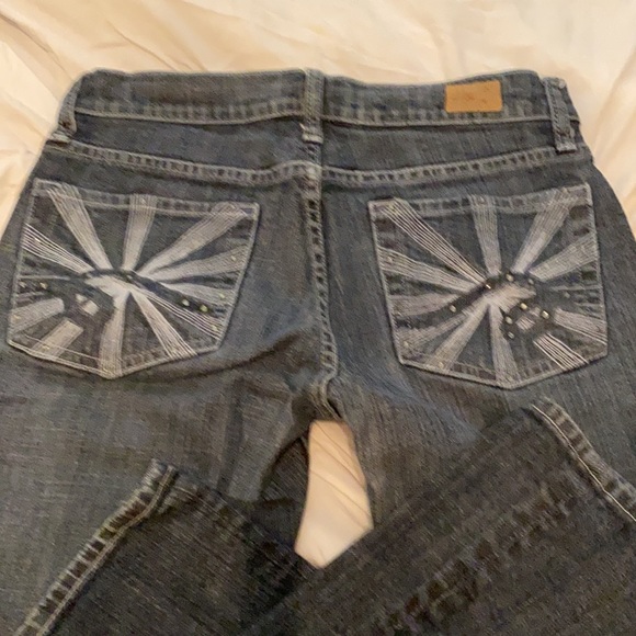 Jeans - Picture 2 of 3